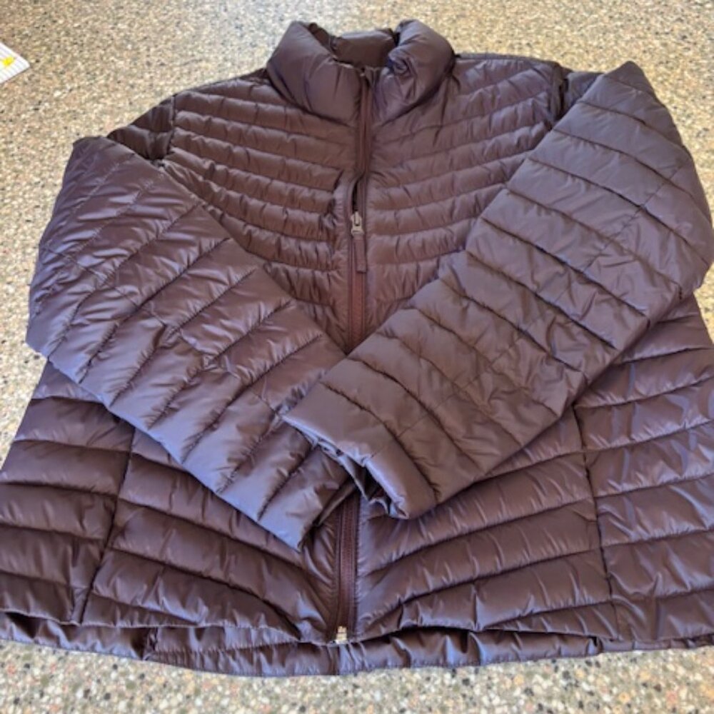 Women's Old Navy Active puffer jacket
